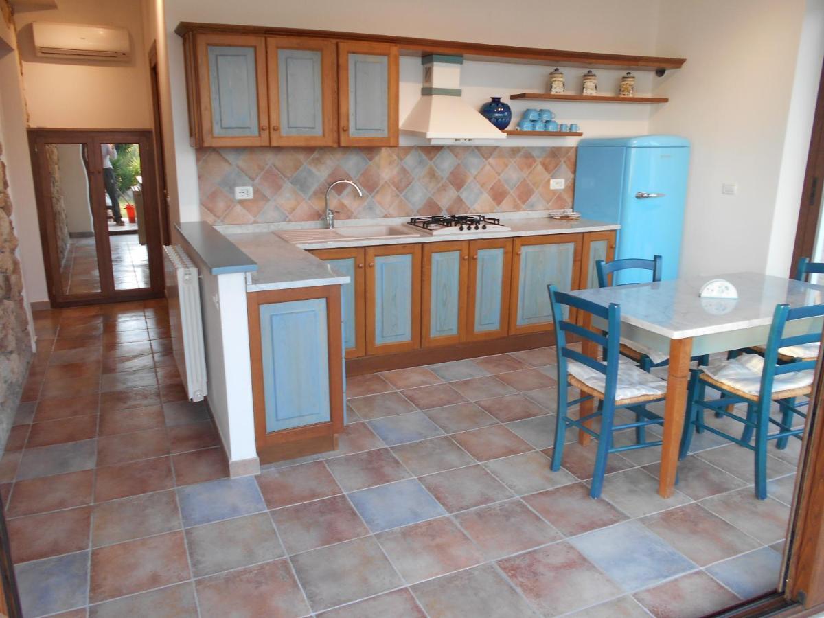 Villatramontistella Suite Capoliveri  Luaran gambar
