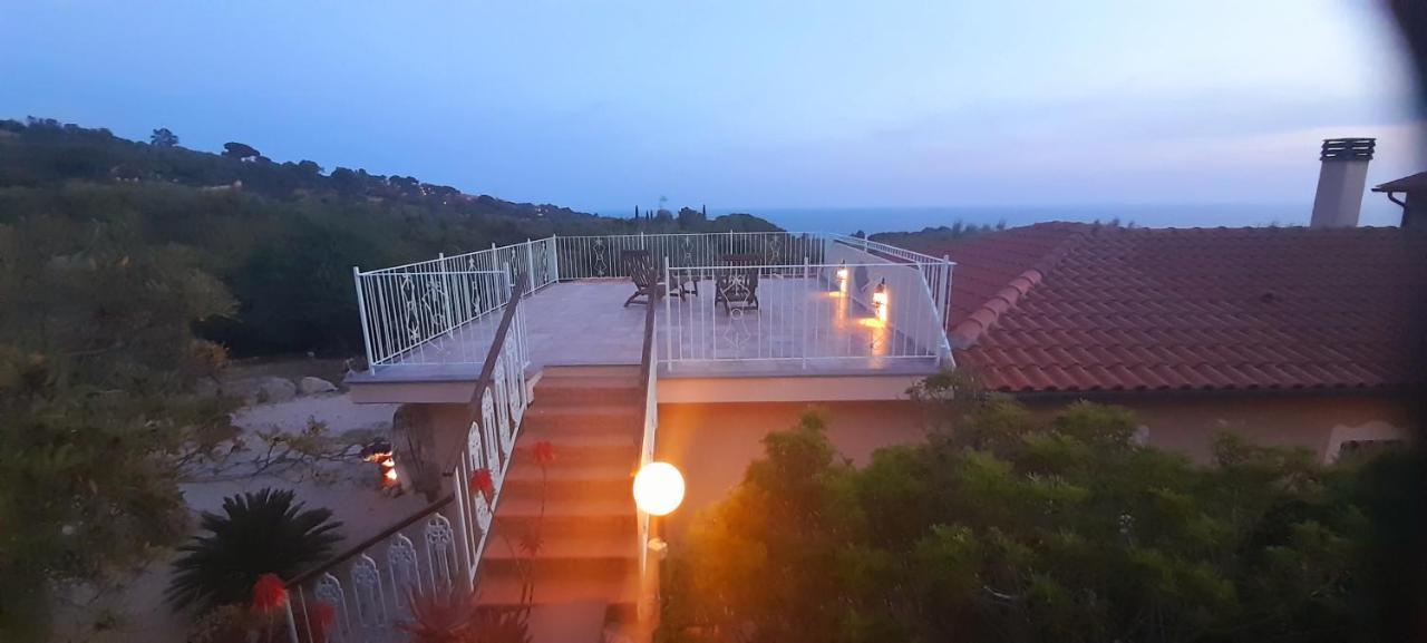 Villatramontistella Suite Capoliveri  Luaran gambar